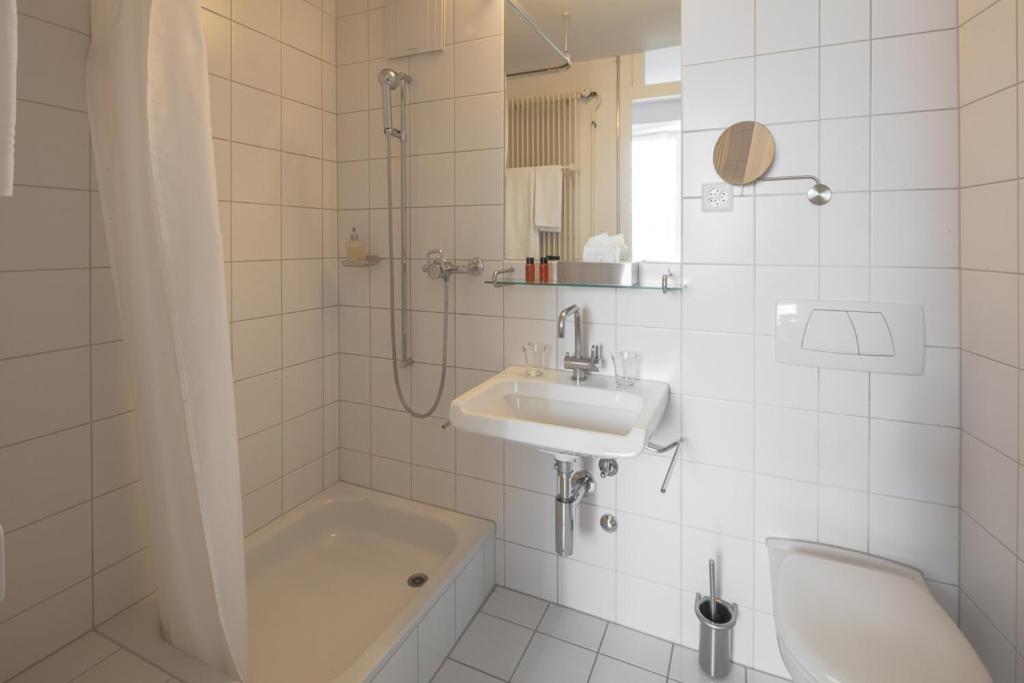 Baseltor Hotel & Restaurant Solothurn Buitenkant foto